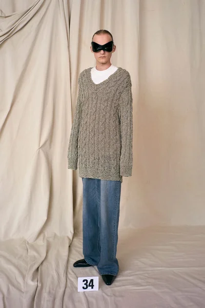 Look 34